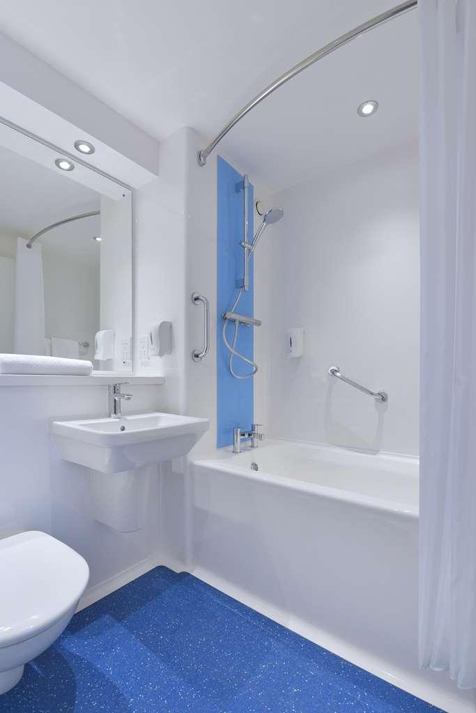 Travelodge London Euston Room photo